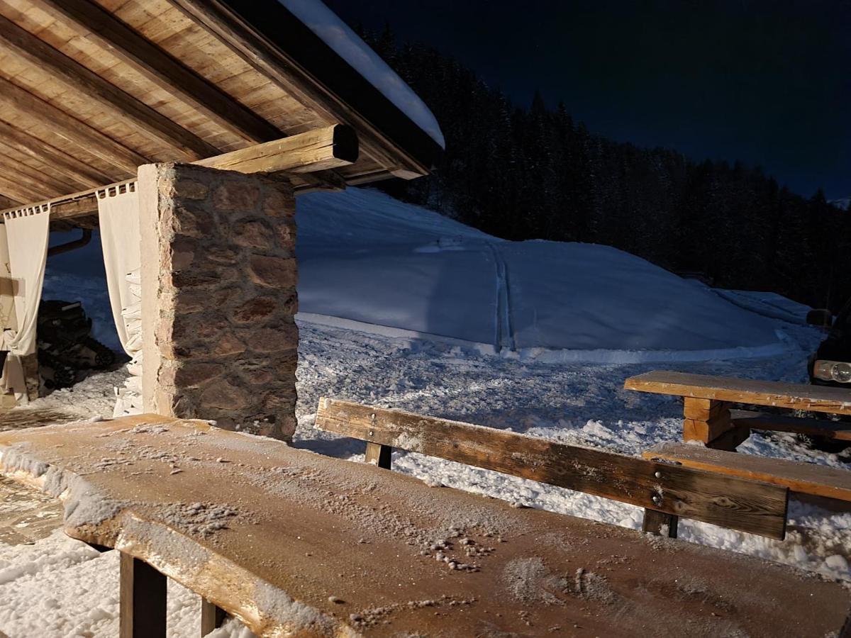Chalet Chapeau b&b Castel Condino Extérieur photo